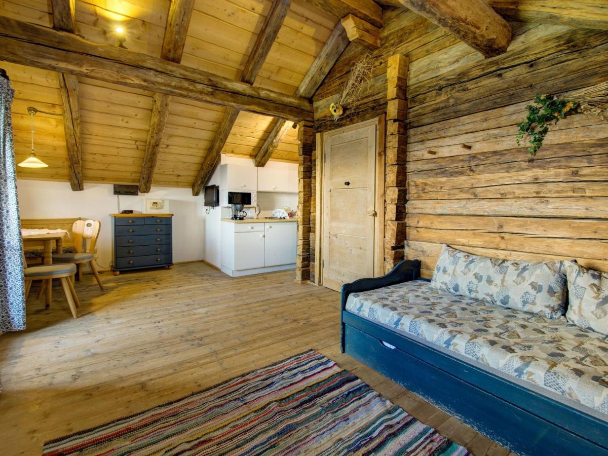 Apartment In Lienz With A Balcony Obernussdorf Kültér fotó